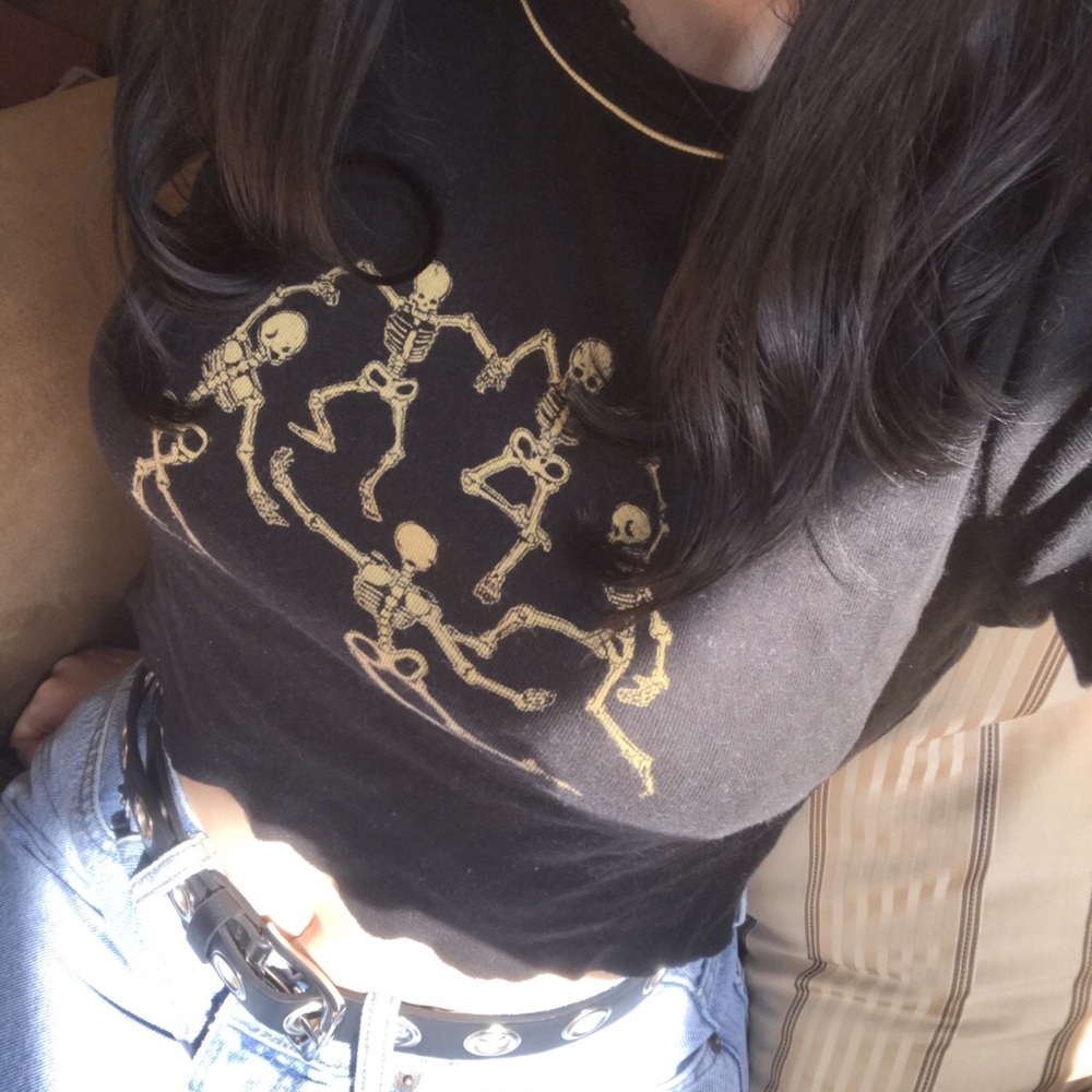 short sleeve Brandy Melville top (rare)